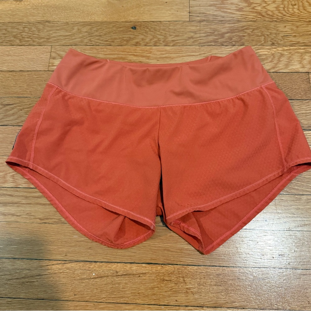 Oiselle Roga Short in Terra Firma Size 4